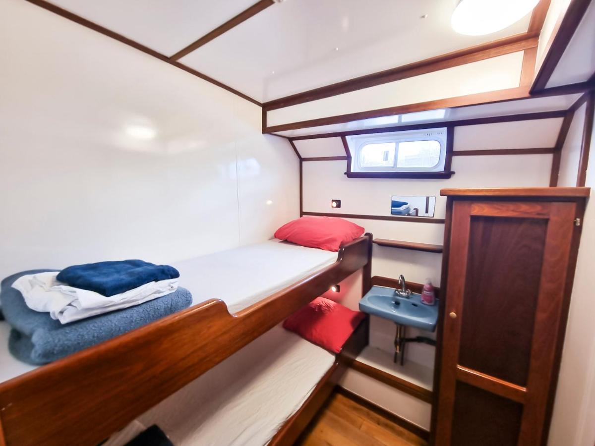 Amsterdam Hotelboat Exteriér fotografie